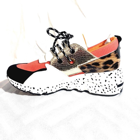 Mathias - Picture 2 of 4